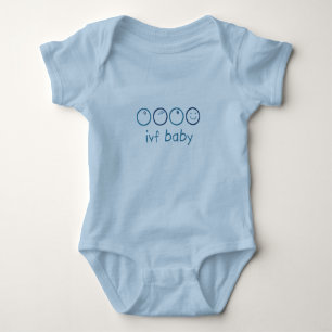 IVF Baby - von Ei zu Baby Strampler
