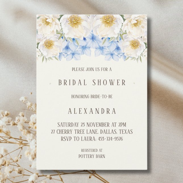 Ivory Floral Blue Hydrangea Garden Bridal Shower Einladung (Von Creator hochgeladen)