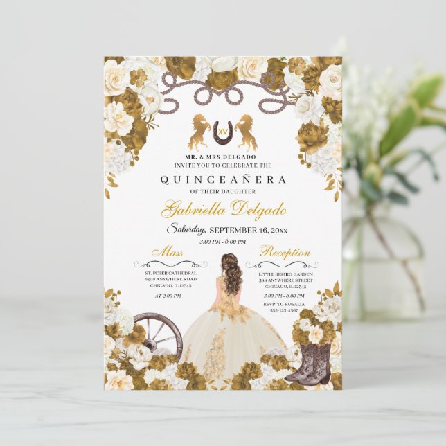 Ivory & Gold Western Charro Cowgirl Quinceanera Einladung (Stehend Vorderseite)