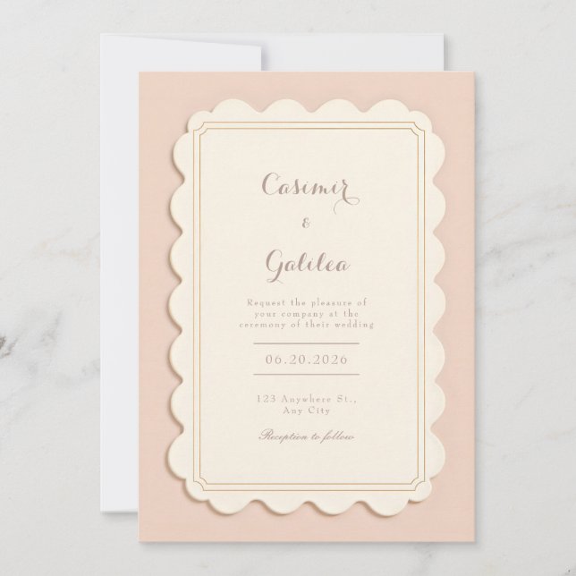Ivory Scalloped Gilded Border Minimalist Wedding Einladung (Vorderseite)
