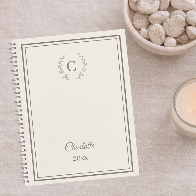 Ivory taupe Monogram Personalized Quiet Luxury Notizbuch (Von Creator hochgeladen)