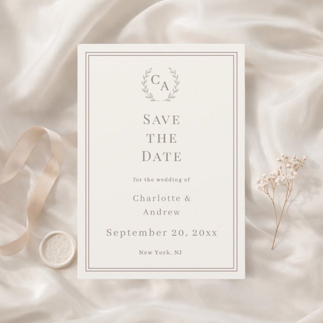 Ivory taupe monogrammed wreath wedding save the date (Von Creator hochgeladen)