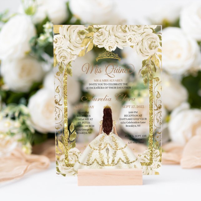 Ivory White Floral Princess Gold Arch Quinceanera Acryleinladungen (Von Creator hochgeladen)