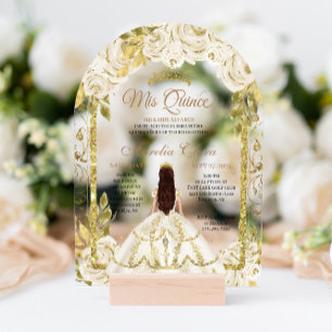 Ivory White Floral Princess Gold Arch Quinceanera Acryleinladungen