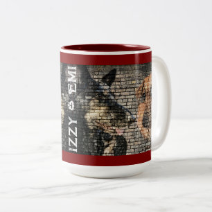 Izzy und Emi - Mischlinge aus Deutscher Schäferhun Zweifarbige Tasse