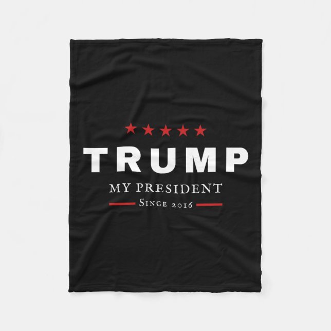 J Trump ist mein Präsident seit 2016 Maga Patrioti Fleecedecke (Vorderseite)