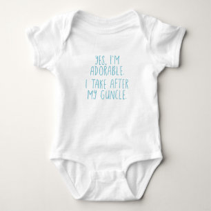 Ja bin ich entzückend. Ich nehme nach meinem Baby Strampler