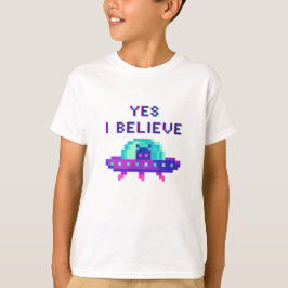 Ja, ich glaube, Alien Flying UFO Spaceship Pixel A T-Shirt