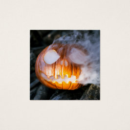Jack-o-Lantern des kopflosen Pferdes Kopf an Flamm