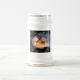 Jack-o-Lantern des kopflosen Pferdes Kopf an Flamm Bierglas