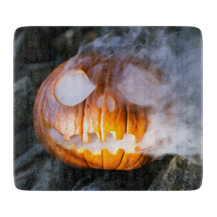 Jack-o-Lantern des kopflosen Pferdes Kopf an Flamm Schneidebrett