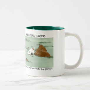 Jack Russell Terrier creusant la tasse