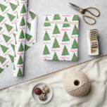 Jack Russell Terrier Dog Christmas Tree White Geschenkpapier<br><div class="desc">Verbringen Sie Ihre Urlaubskunst mit Jack Russell Terrier Dog Lover Geschenkwrap. Perfekt für die Aufwertung Ihrer Geschenke, jedes Geschenk wird ein Bild von Feiertagjubiläum, verwoben mit der Zuneigung der Hunde. Machen Sie Ihr Geschenk zu einer fröhlichen Feier des besten Freundes des Menschen!</div>