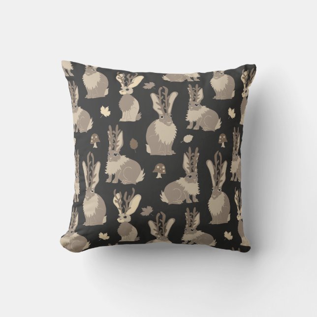 Jackalope Waldlustiges mythisches Kissen (Vorderseite)