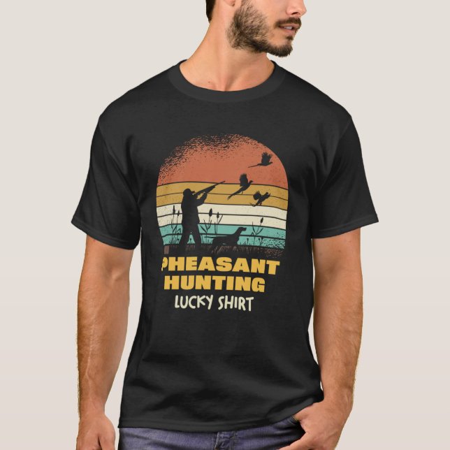 Jagdausrüstung T-Shirt (Vorderseite)