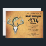 Jagdthema 40. Geburtstag Party Einladung<br><div class="desc">Rustikaler Western Fischen und Jagd Thema Geburtstag Einladung Karte. Geben Sie Ihre Daten ein und es ist bereit zu gehen! Große Mund Bass Jumping um einen Vintagen Hula Popper Fischen Köder über einem großen Ameisenschädel zu fangen. Ideal für Jäger oder Angelfrau in Ihrem Leben. *Suchen Sie nach passenden Produkten in...</div>