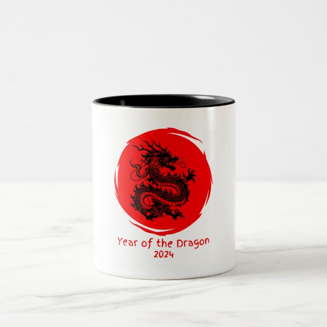 Jahr des Drachen 2024 in Rotem Mond Zweifarbige Tasse (Mittel)
