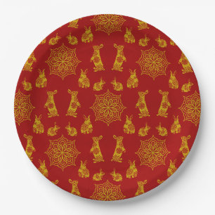 Jahr des Kaninchenrotes und goldenes Mandala-Muste Pappteller