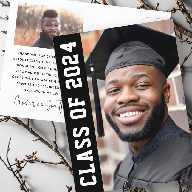 Jahrgang 2024 Modernes Foto aus schwarzem Abschlus Postkarte (Class of year 2024 modern black graduation photo postcard)