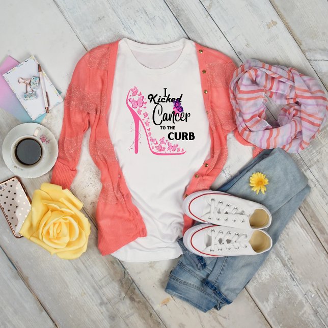 J'Ai Lancé Le Cancer Sur Le T-Shirt Du Curb (Créateur téléchargé)