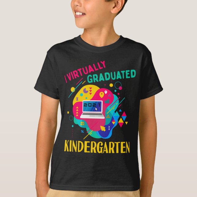 J'Ai Pratiquement Diplômé La Maternité En T-Shirt  (Devant)