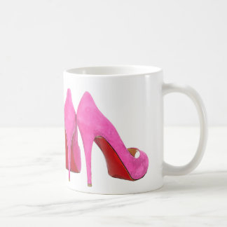 J'aime la tasse de café de chaussures