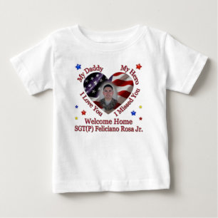 Janishas kundenspezifisches Shirt