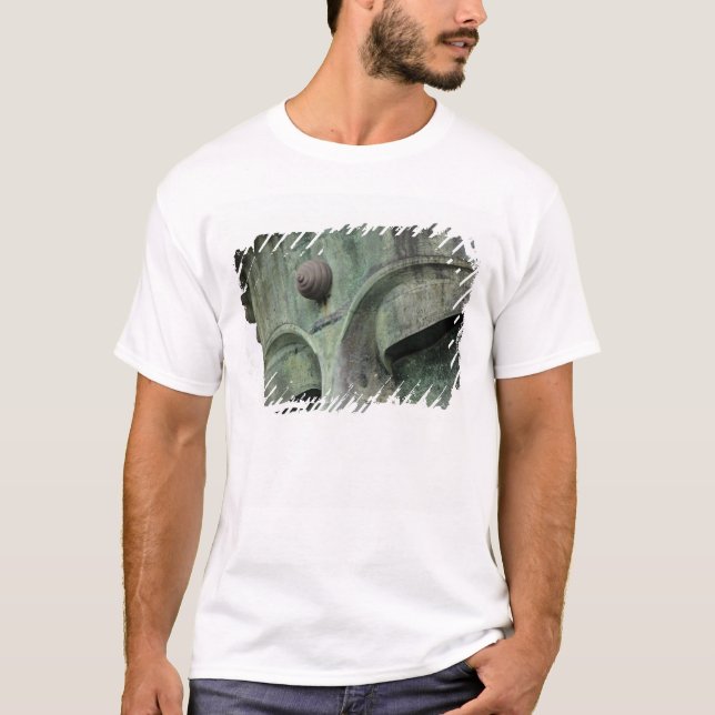 Japan, Kamakura. Der Große Buddha von Kamakura, T-Shirt (Vorderseite)