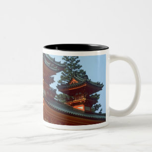 Japan, Kyoto, Farbtempel Heian Jingu, Zweifarbige Tasse