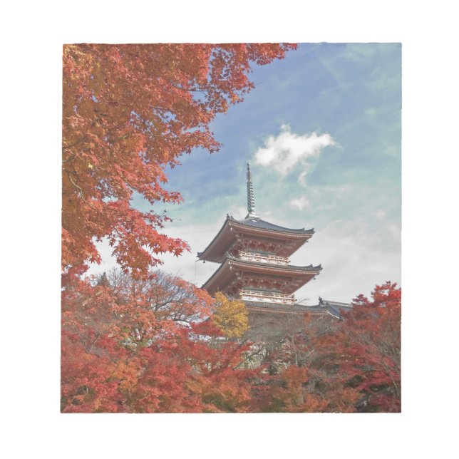 Japan, Kyoto, Pagode im Herbst Notizblock (Vorderseite)
