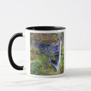 Japan, Nikkō. Kegon-Wasserfall von Nikkō, ein UNES Tasse