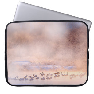 Japan Winter Natur. Wildtierszene, schneebedeckte Laptopschutzhülle