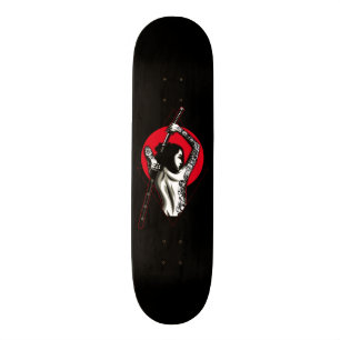 Japanerin Kriegerin Skateboard
