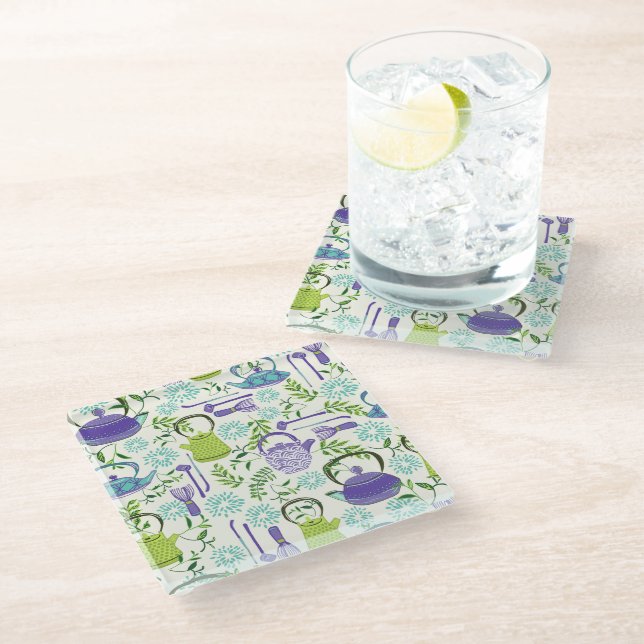 Japanese Green Teapot Design Glasuntersetzer (Schrägansicht)