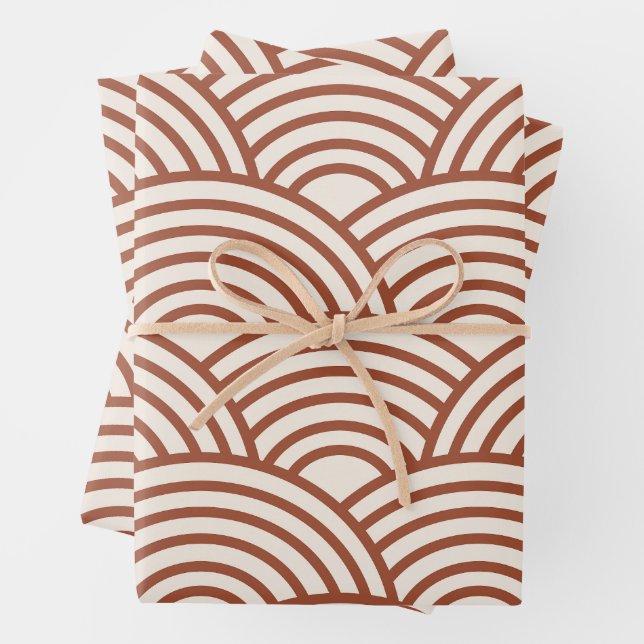 Japanisch Seigaiha Wave Rust Terracotta Geschenkpapier Set (Beispiel)