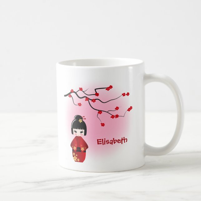 Japanische Kokeshi-Puppe bei Sakura-Blüten Kaffeetasse (Rechts)