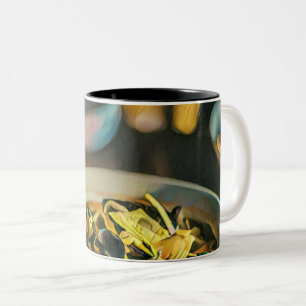 Japanische Kunst für Lebensmittelliebhaber Zweifarbige Tasse