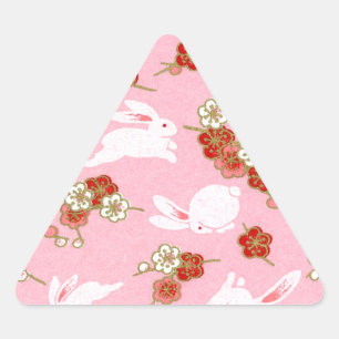 Japanische Kunst: Rosa Sakuras & Rabbits Dreieckiger Aufkleber