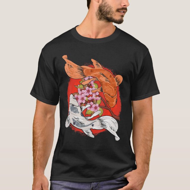 Japanischer Cherry Blossom Tree Koi Fish Yin Yang T-Shirt (Vorderseite)