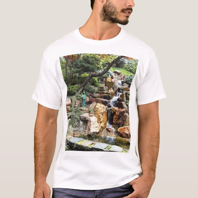 Japanischer Garten im Herbst T-Shirt (Vorderseite)