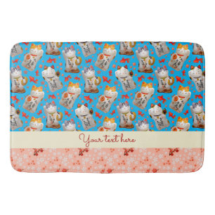Japanisches Waving Lucky Cat mit Koi in Blau Badematte