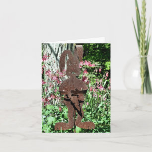 Jardin de fleurs de lapin rouillé