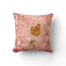 Jardin de papillons roses Coussin de jet floral