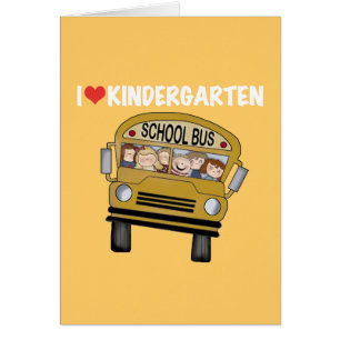 Jardin d'enfants d'amour d'autobus scolaire