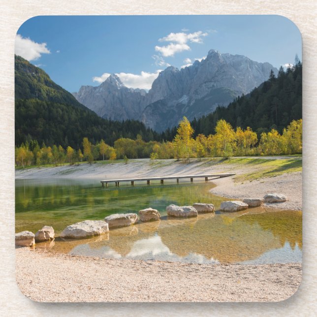 Jasna-See in den slowenischen Alpen im Herbst Getränkeuntersetzer (Vorderseite)