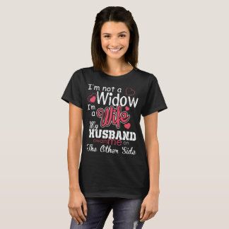 Je ne suis pas une veuve que je suis des T-shirts