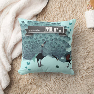 Je suis Son Coussin M. Peacock