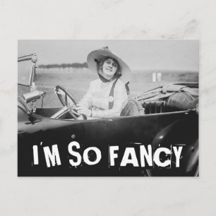 JE SUIS TELLEMENT FANCY VINTAGE WOMAN IN CAR Carte