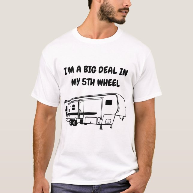JE SUIS UNE GRANDE AFFAIRE DANS MON 5ÈME T-SHIRT R (Devant)
