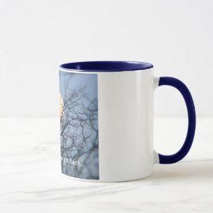 Je t'aime dans la lune et la tasse arrière de
